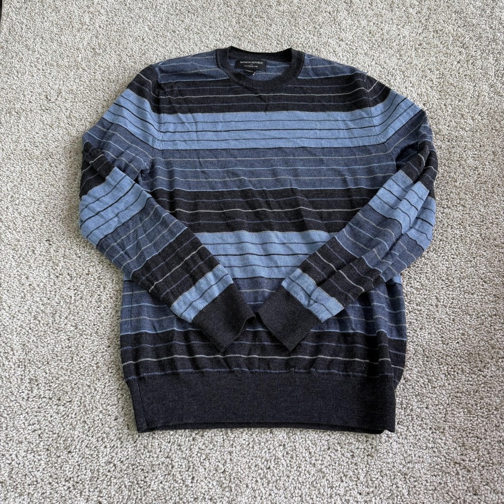 Banana Republic Sweater Mens Small Blue Tight Knit Merino Wool Crewneck Pullover